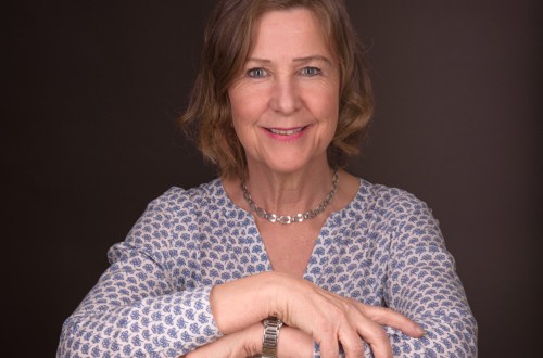 Carina Blid Författarporträtt Vem är kärring?